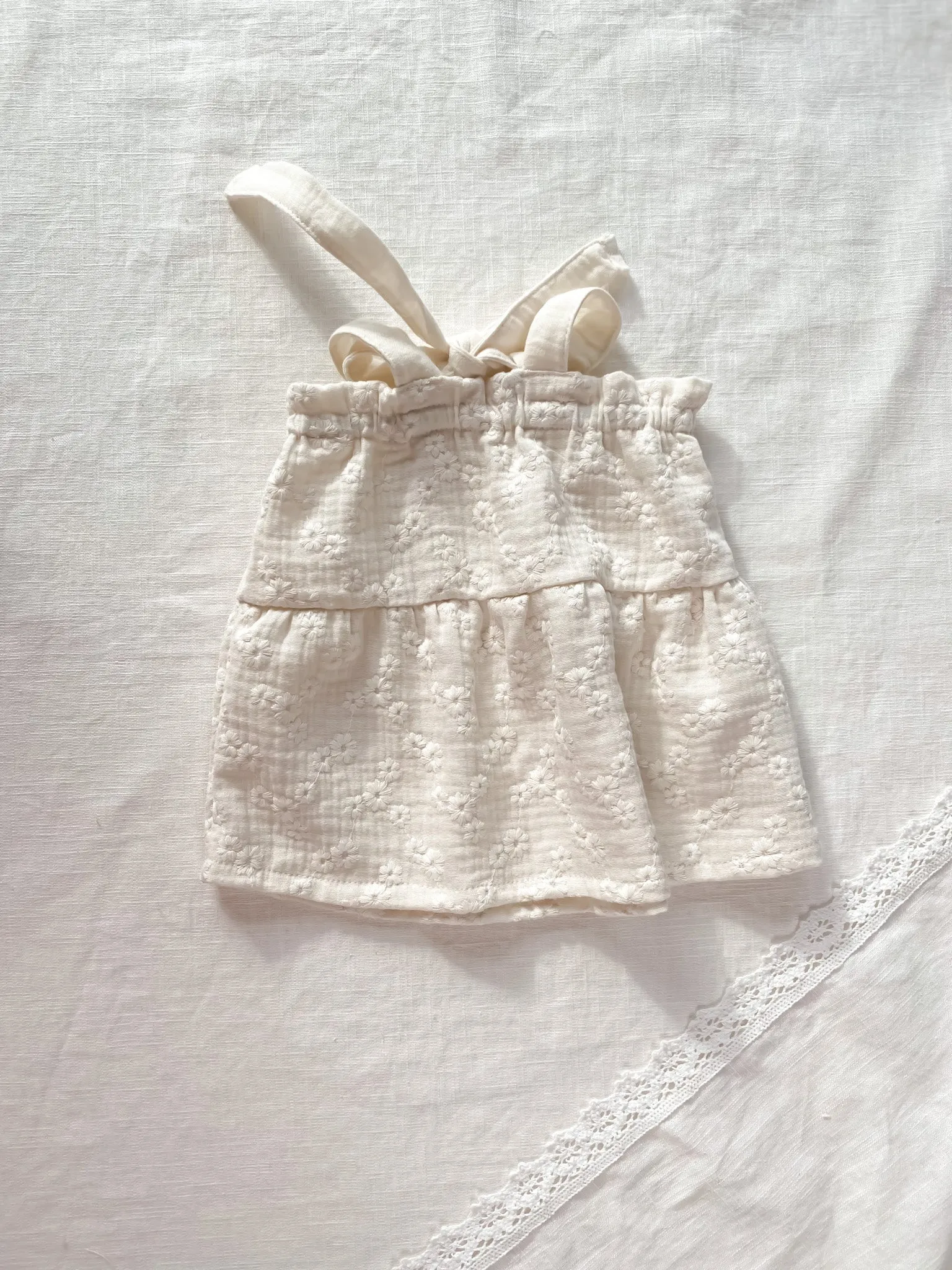 Baby dress / embroidered muslin - ecru