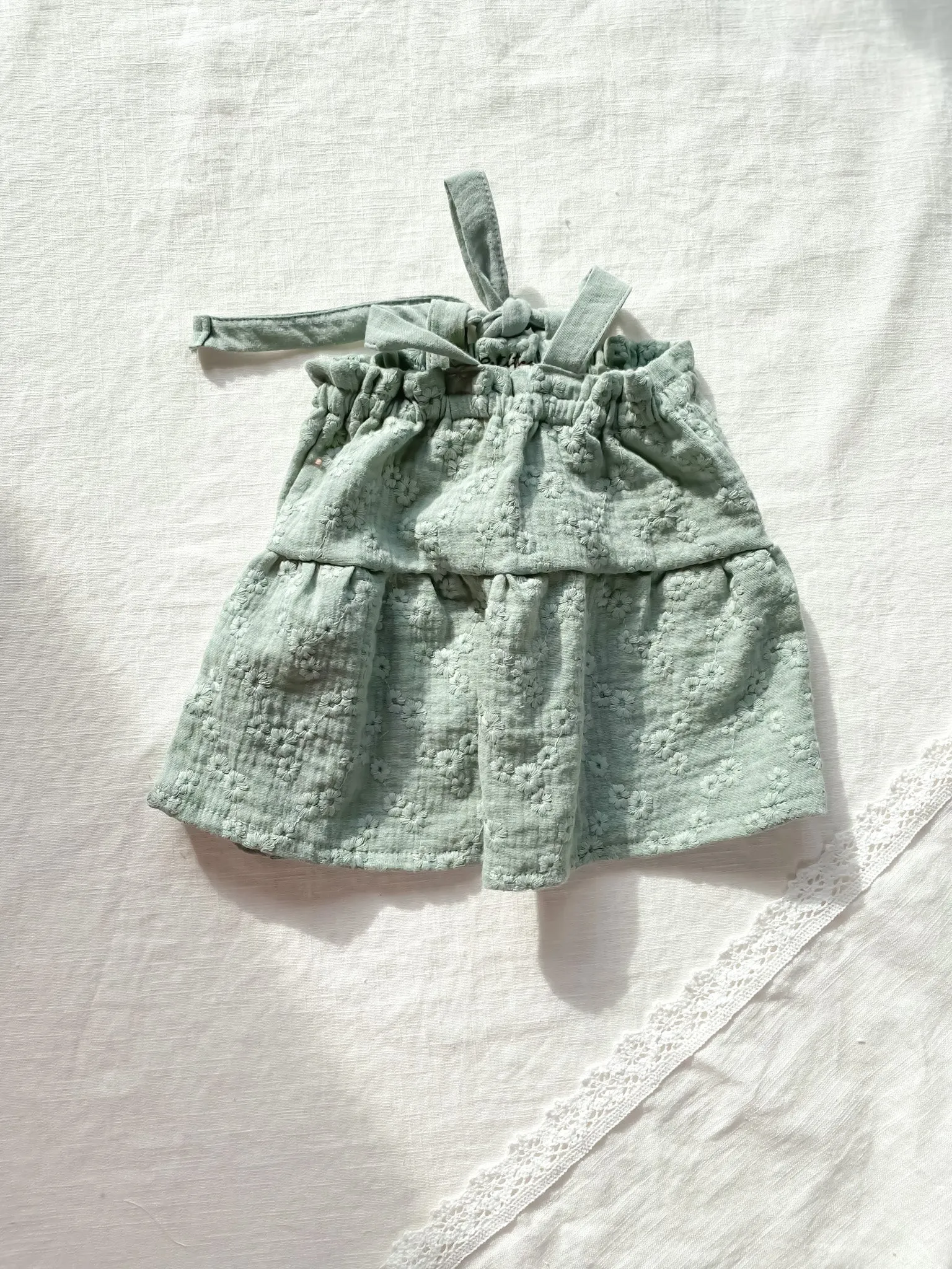 Baby dress / embroidered muslin - olive