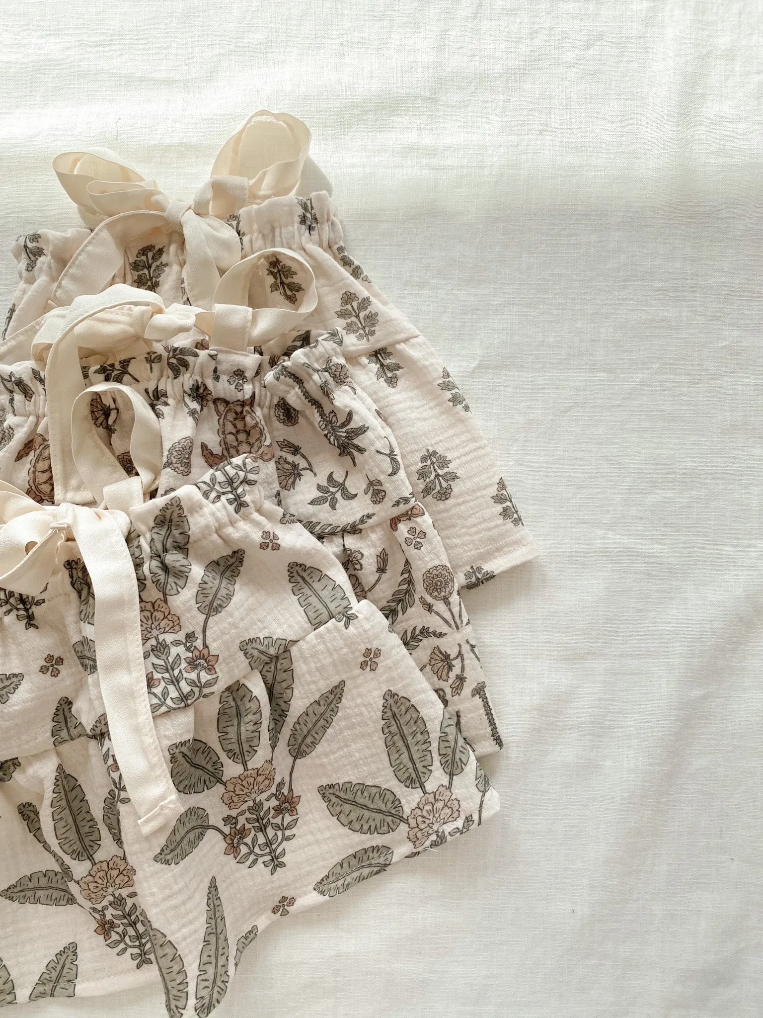 Baby dress / florals
