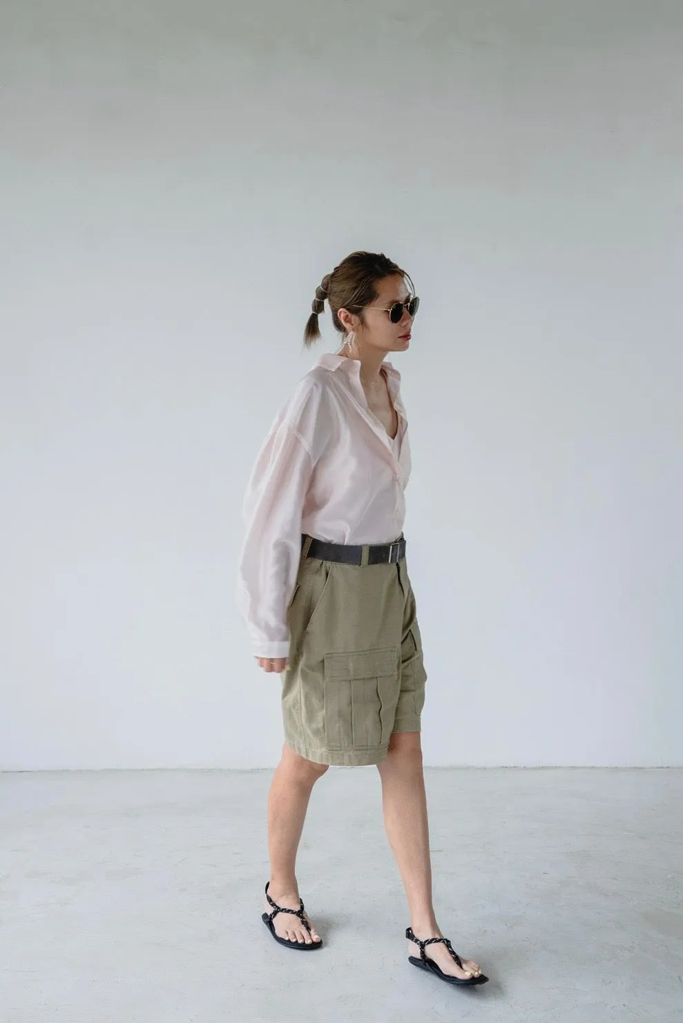 BEIGE  OVERSIZED CARGO SHORTS 🌟BEST BUY🌟