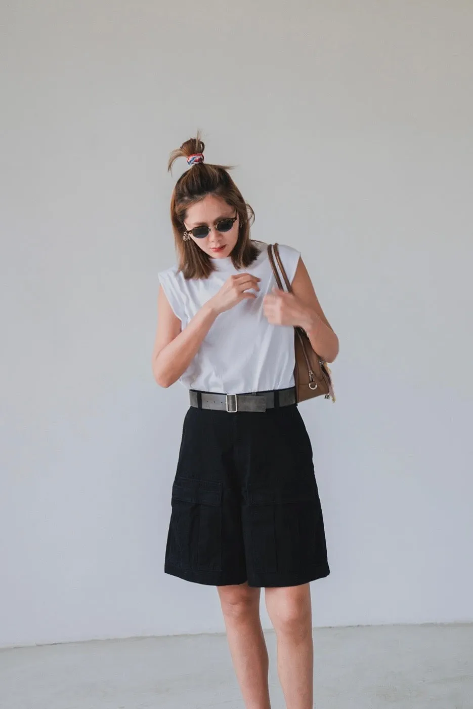 BEIGE  OVERSIZED CARGO SHORTS 🌟BEST BUY🌟