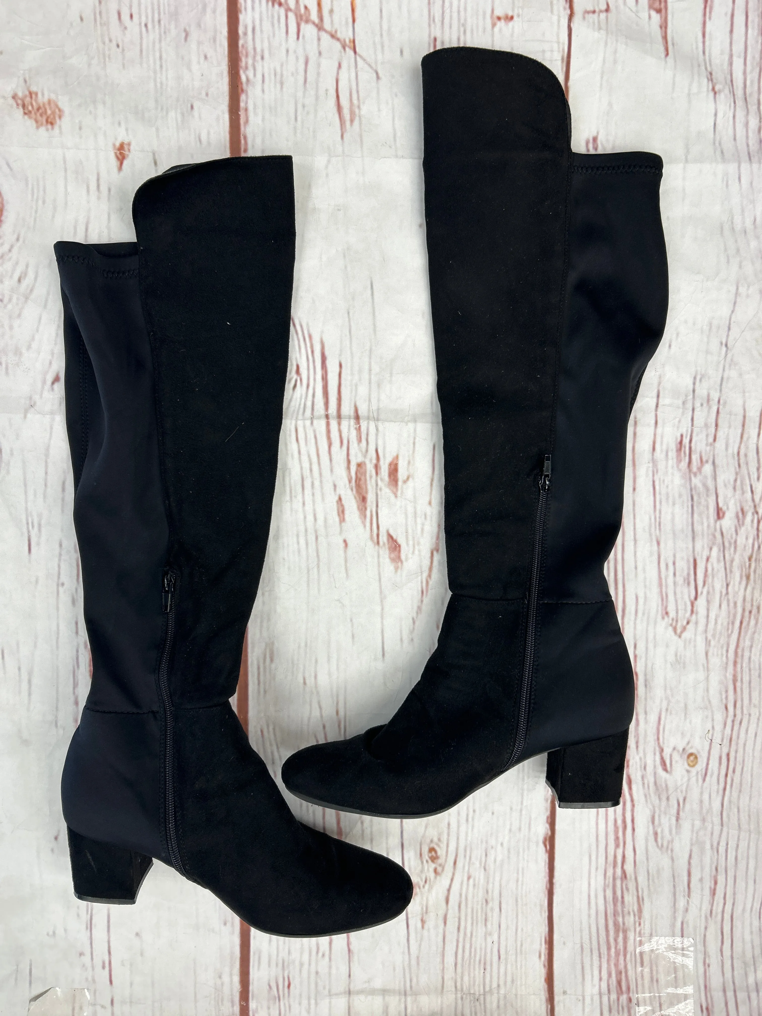Boots Knee Heels By Clothes Mentor  Size: 10