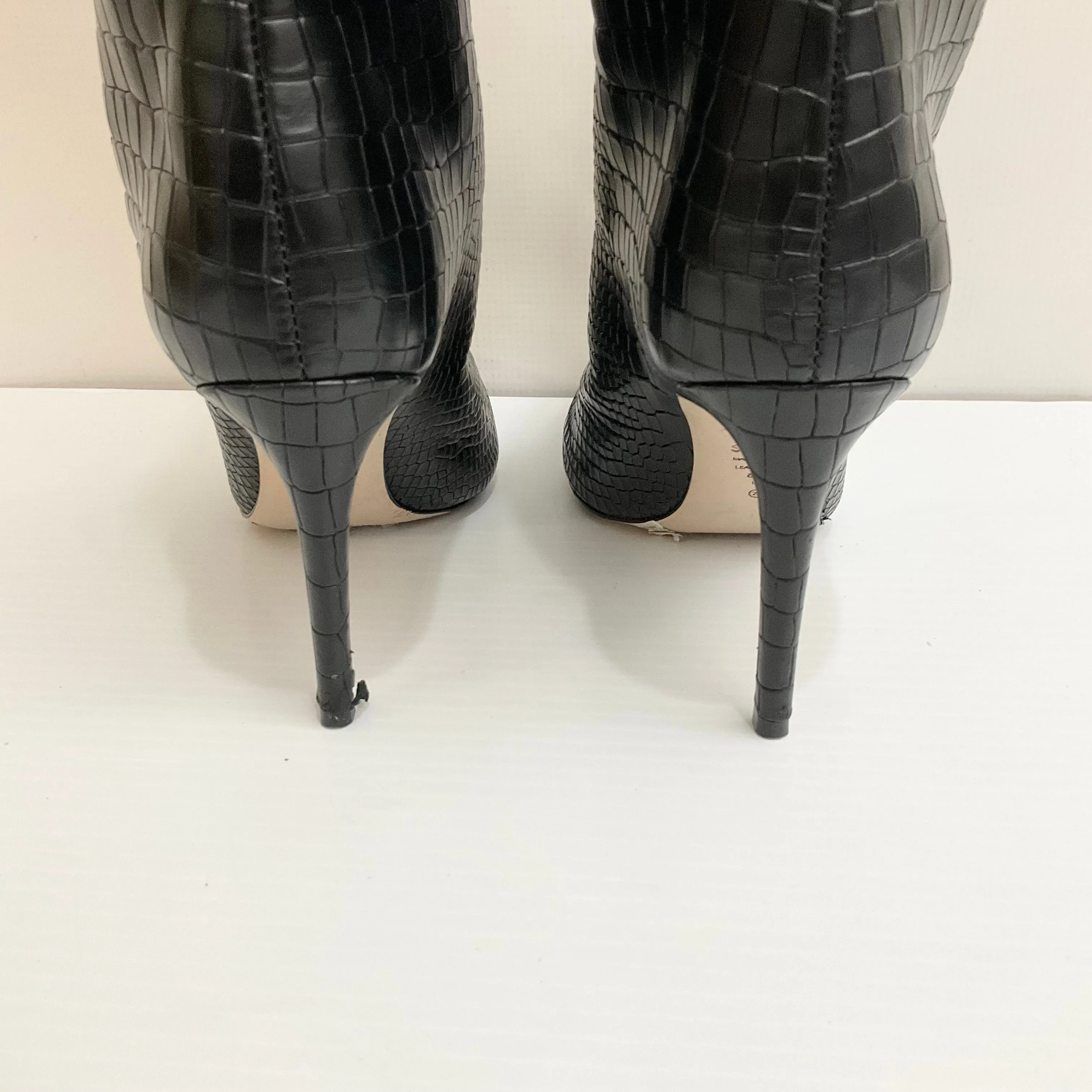Boots Knee Heels By Cma In Black, Size: 8.5