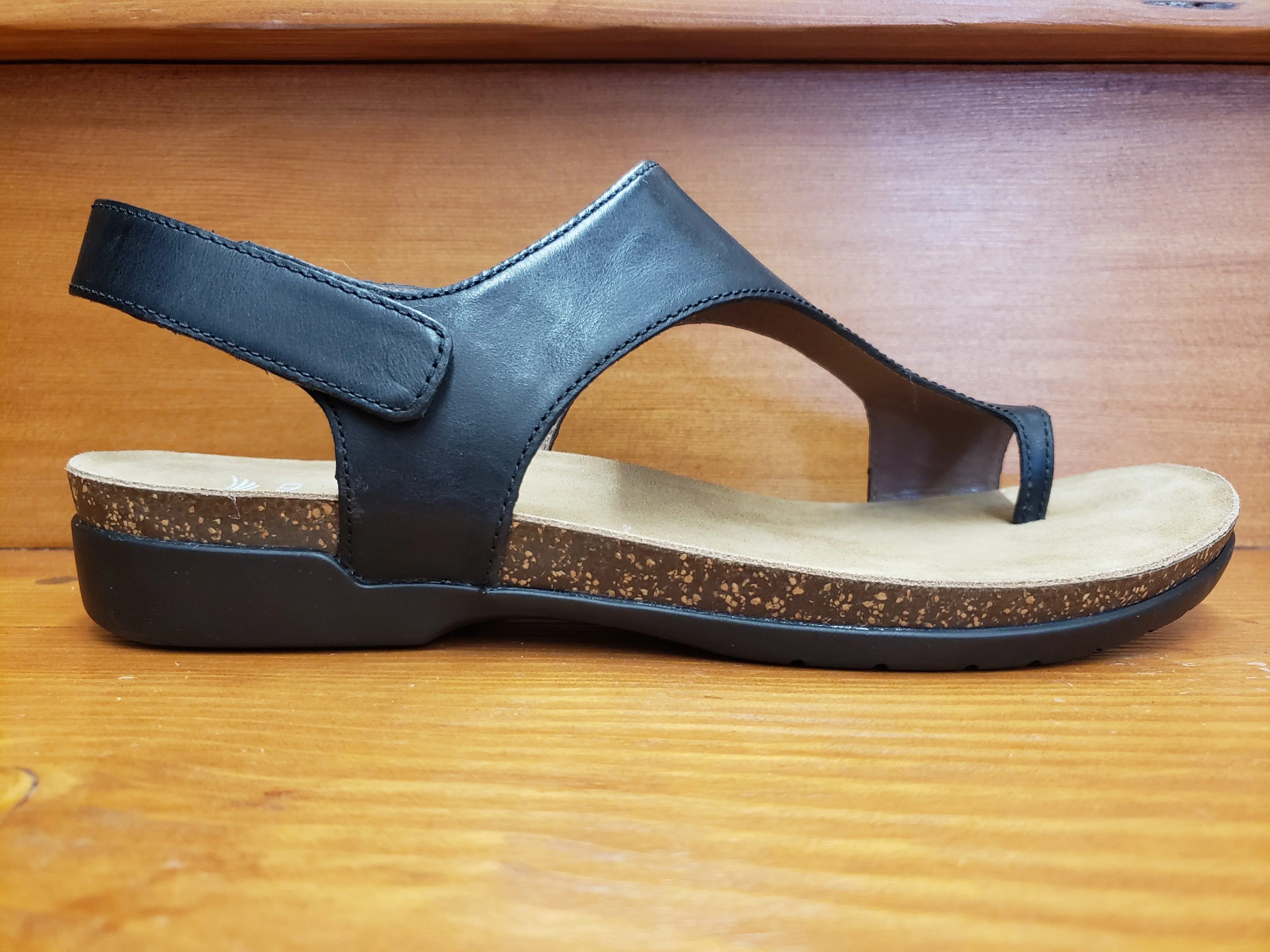 Dansko Reece Black Waxy Burnished leather