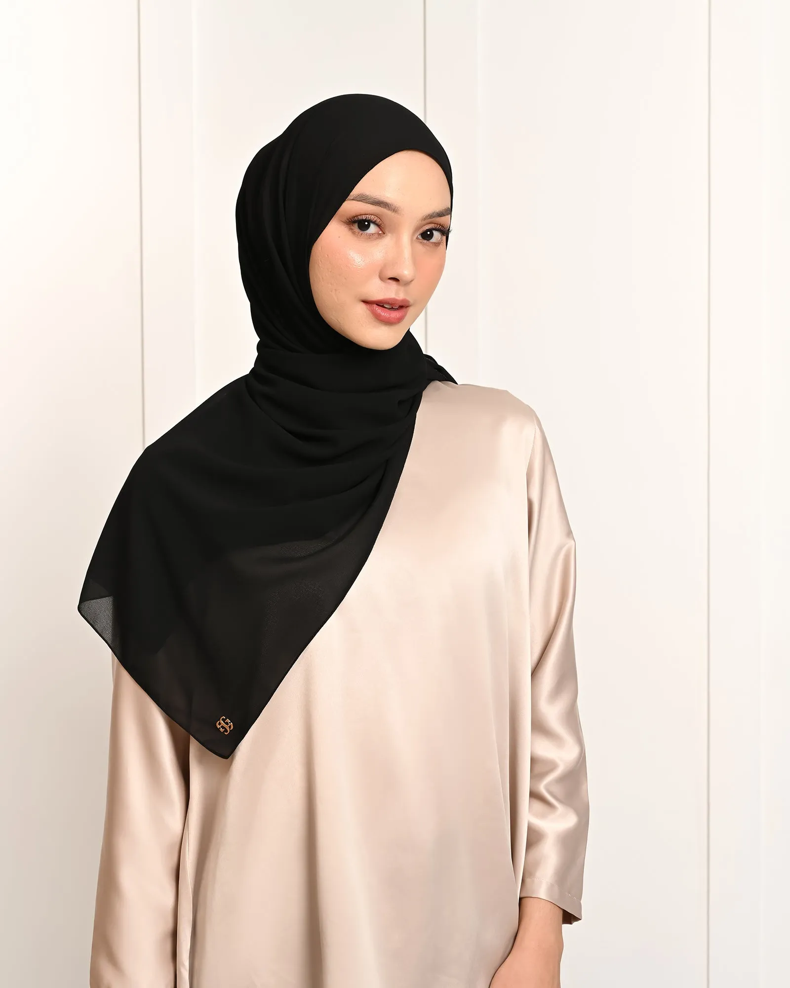 EVERYDAY CERUTY SHAWL