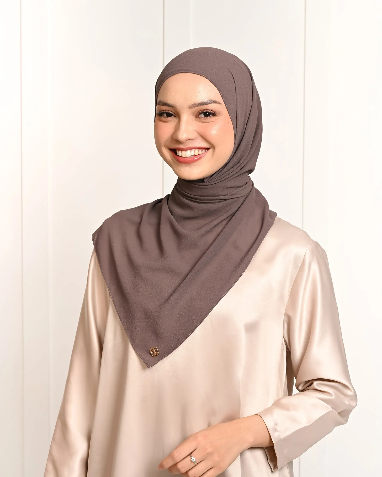 EVERYDAY CERUTY SHAWL