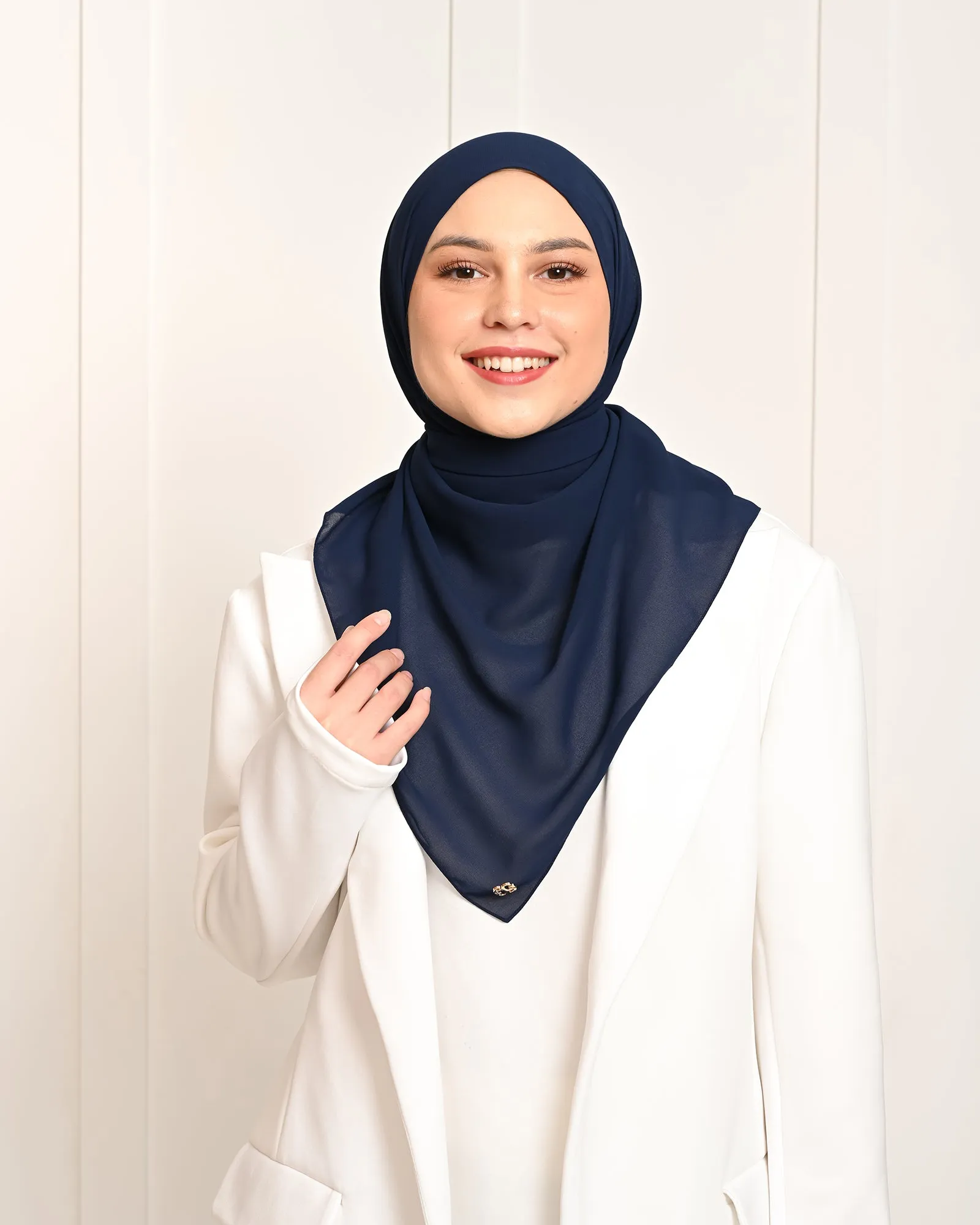 EVERYDAY CERUTY SHAWL