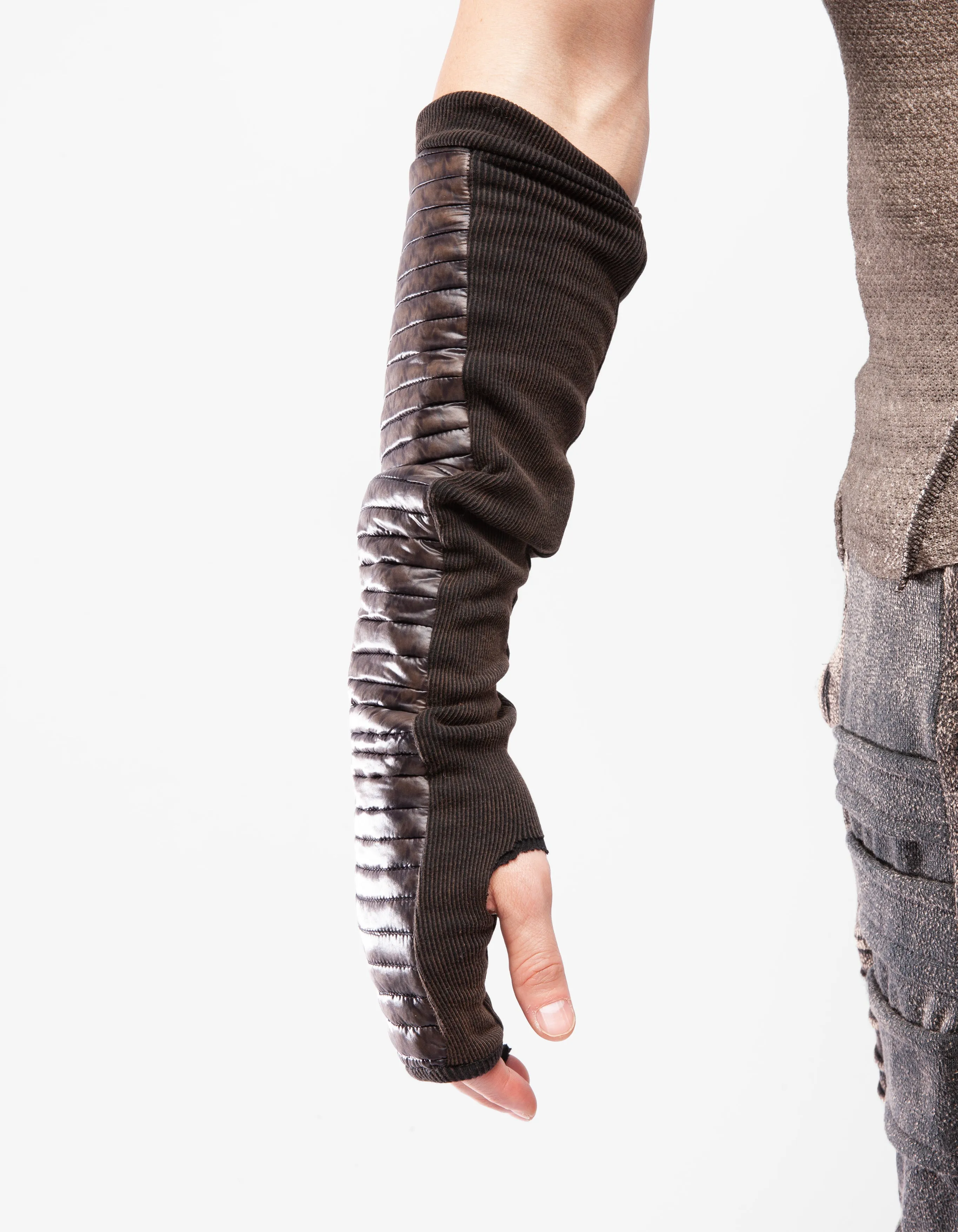 GLOVES SOURCE M