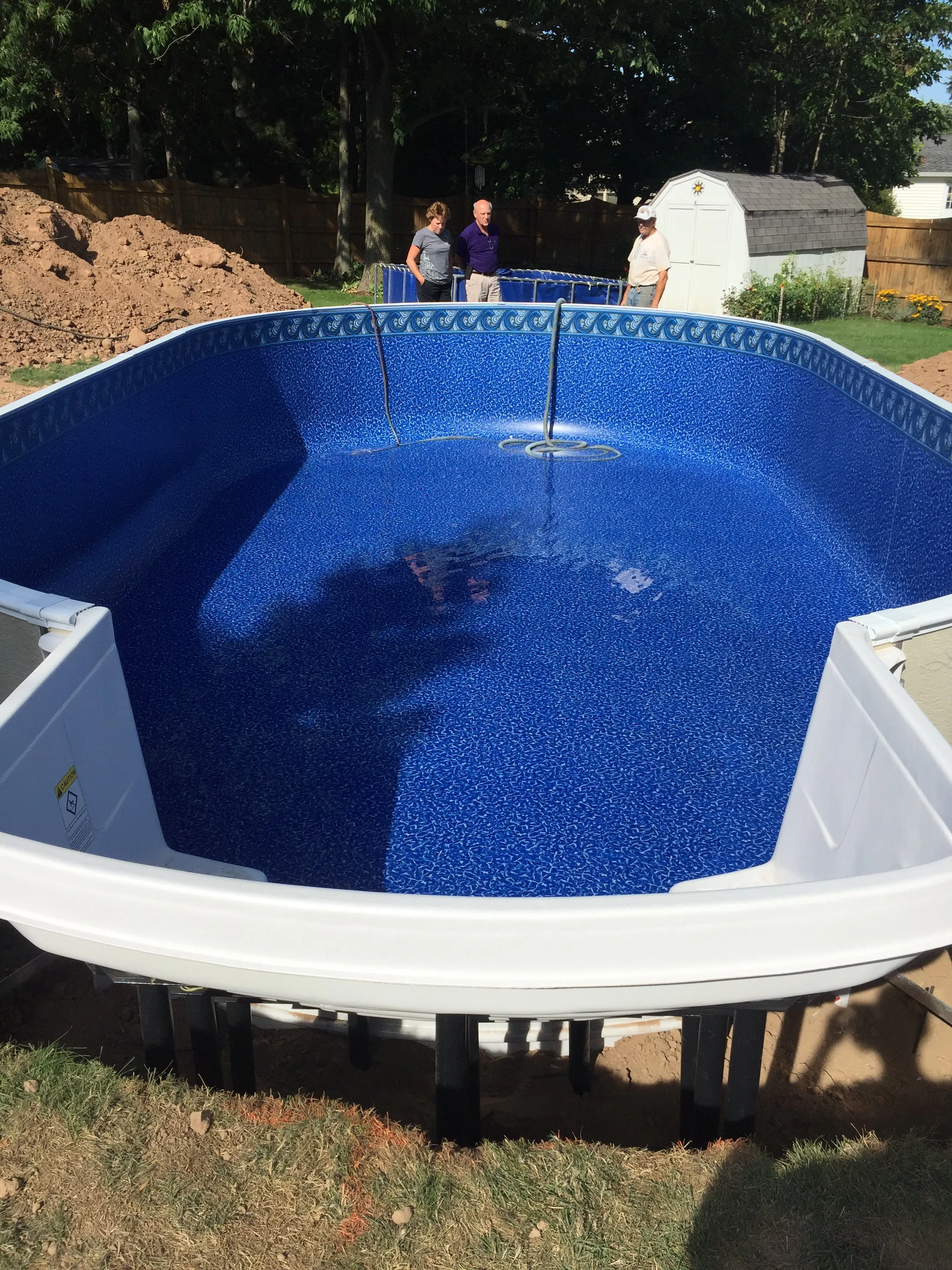 INGROUND OVAL POOL