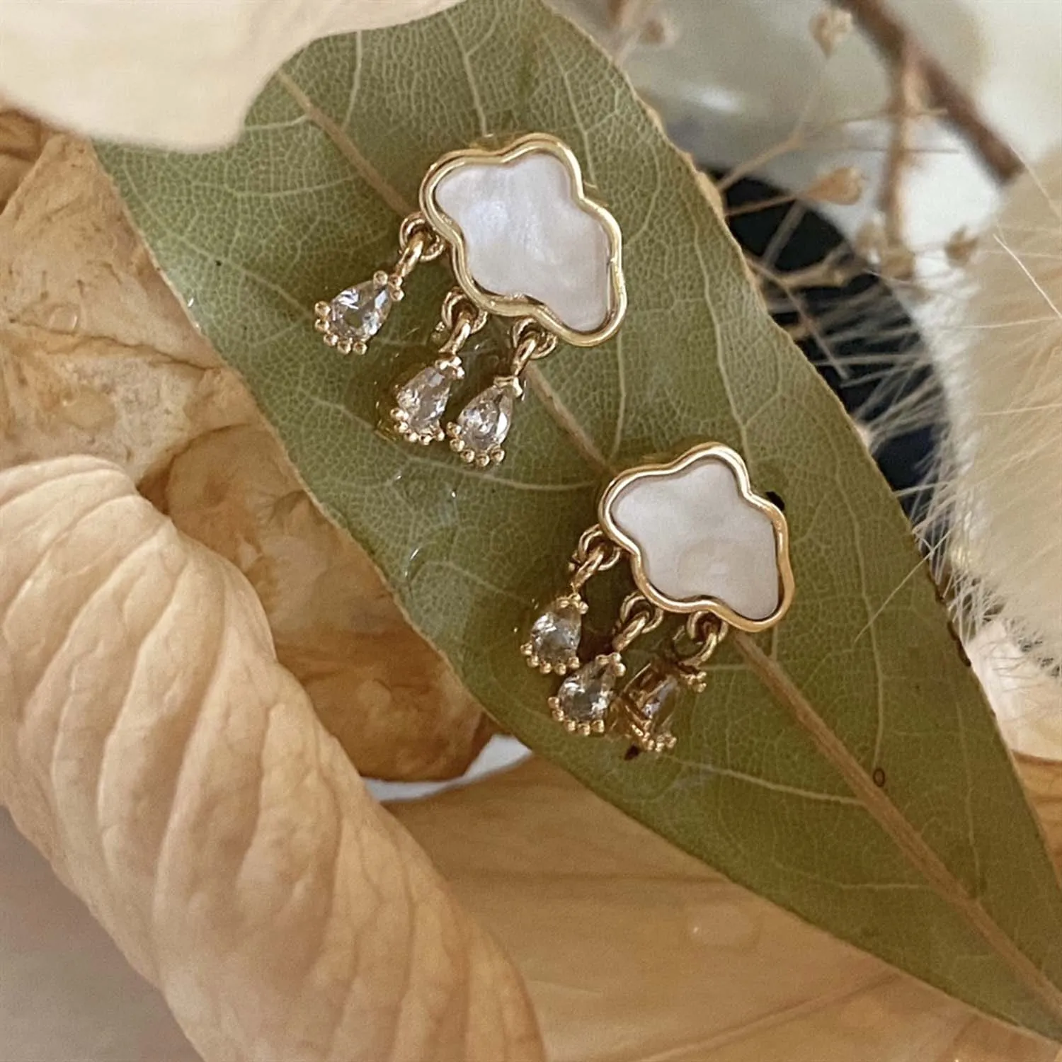 Wilhelm Cloud Drop Earrings